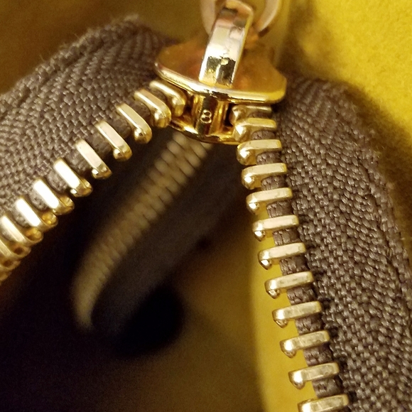 Céline Envelope Mini Luggage Tote / Bag in Olive - Picture 5 of 8